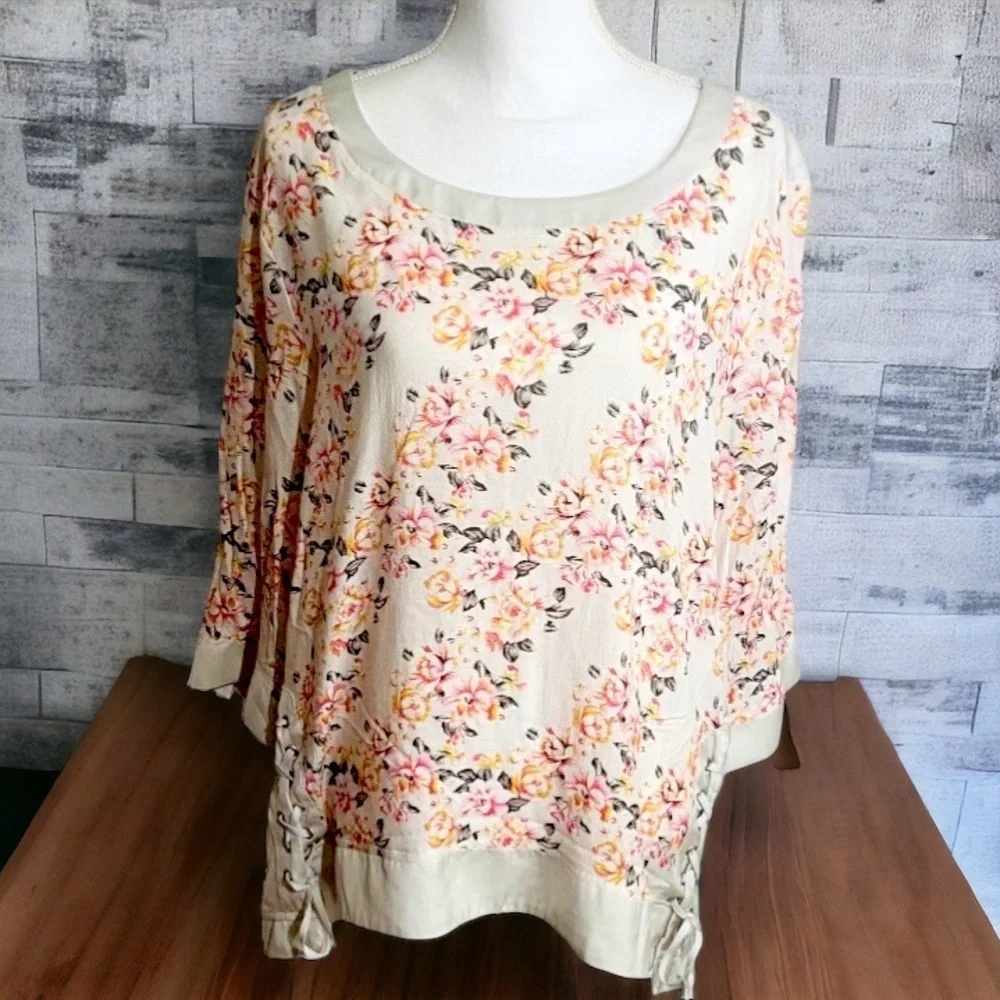 Tribal‎ Cream with Floral Print Top